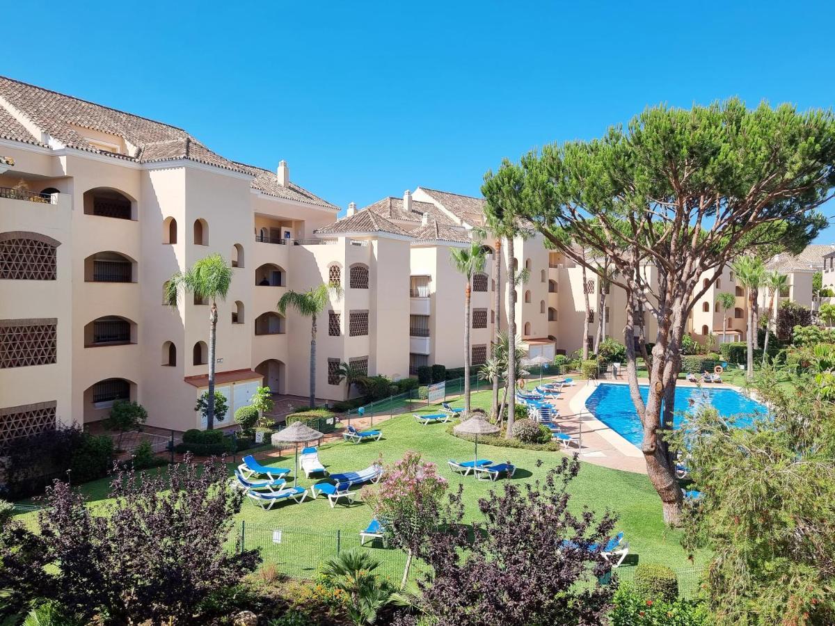 Апартаменты Luxury Hacienda Playa Марбелья Экстерьер фото
